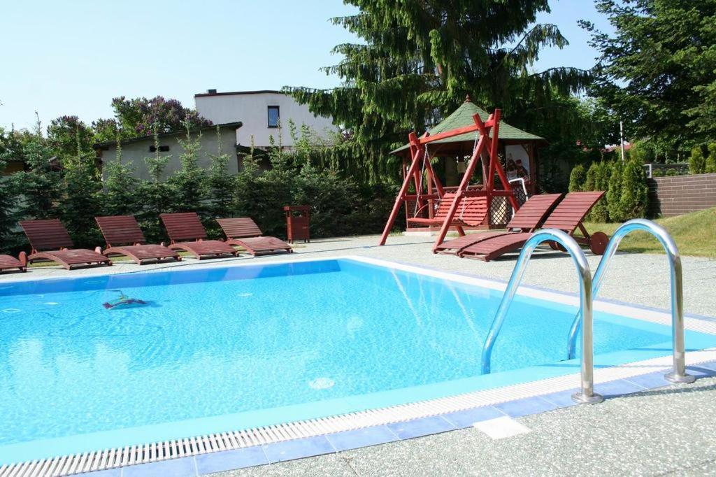 Apartament Przy Parku วิเซวกา ภายนอก รูปภาพ